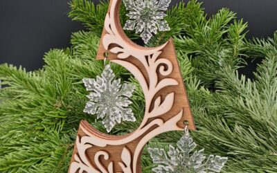 Weihnachtsbaum mit Schneeflocken Variante 1, groß