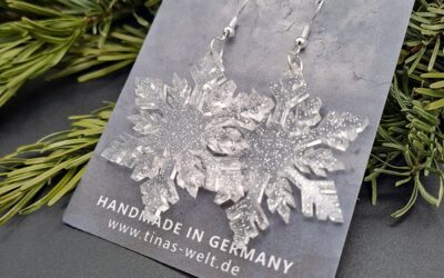 Acryl Ohrringe, Schneeflocken glitzernd