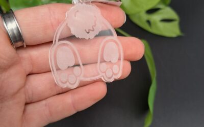 Schlüsselanhänger Hase aus Acryl – Kleines Ostergeschenk