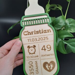 Baby Schild - Babyfläschchen mit Geburtsdaten aus Holz