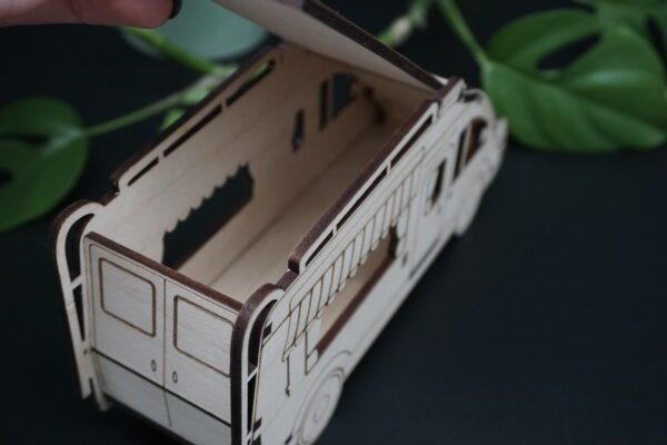 Wohnmobil-Geldgeschenk-Box mit Klappdach – aus Holz – Bild 3