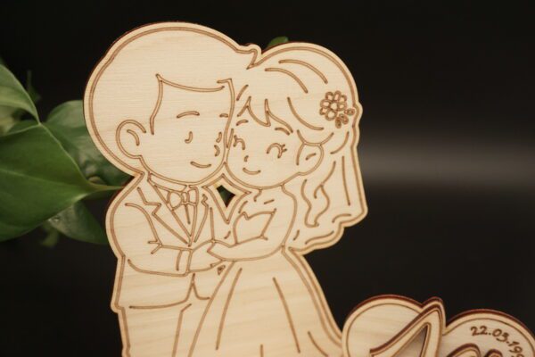 Hochzeitsgeschenk Chibi Brautpaar - Geldgeschenk Deko aus Holz – Bild 2