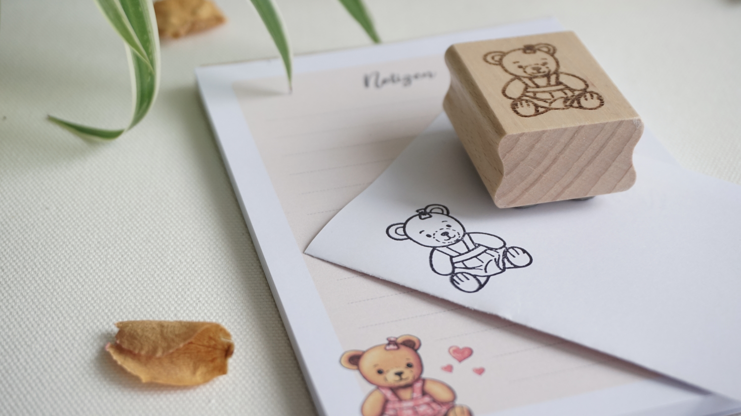 Holzstempel Bären-Mädchen im Kleid – Bild 6